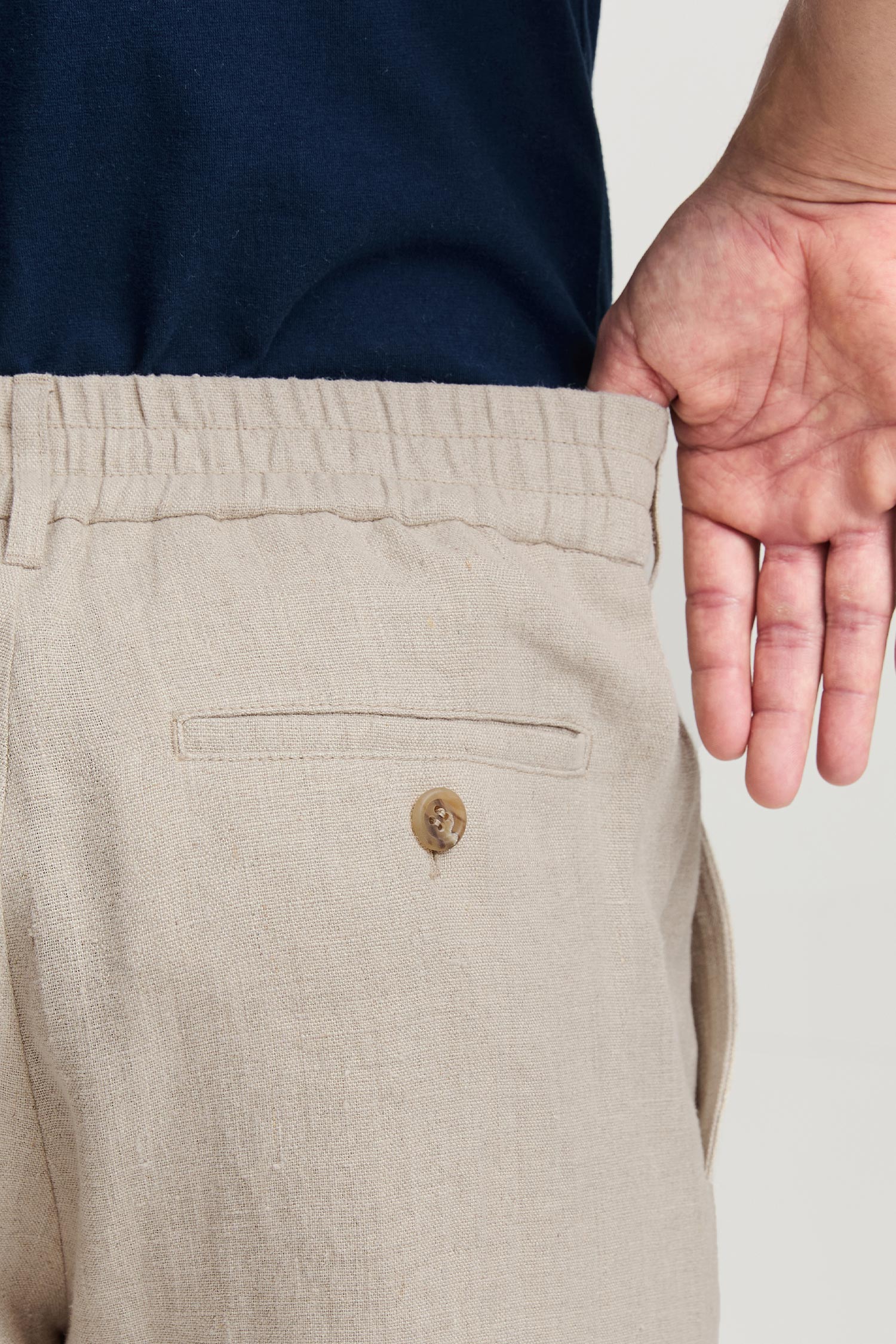 Teppo linen shorts